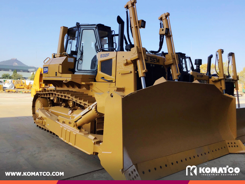 Liberia - 1 Unit SEM 832F Bulldozer