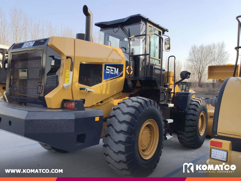 SEM 656F Wheel Loader