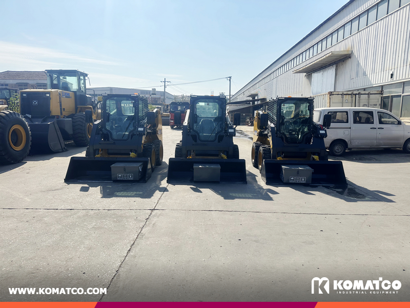 Paraguay - 3 Units XCMG XC740K Skid Steer Loader